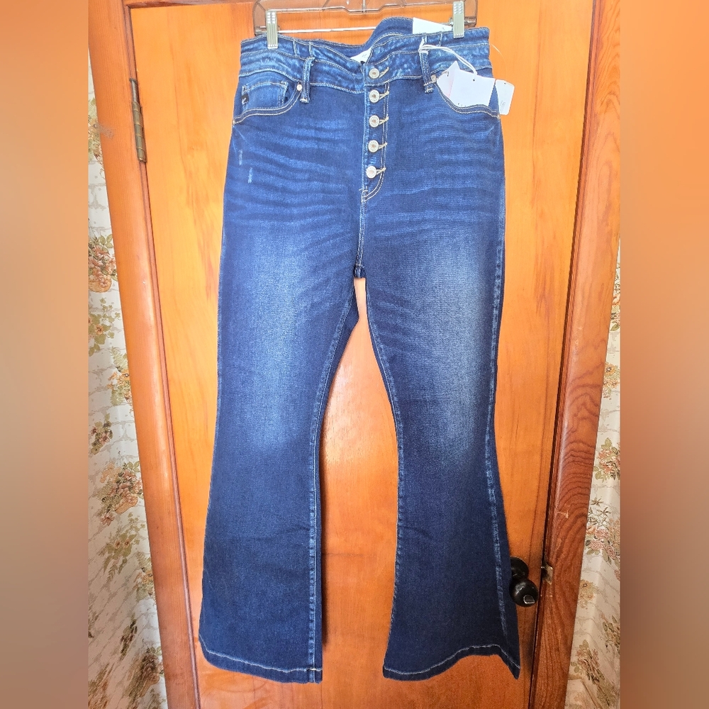 KanCan Dark Blue Flare Jeans Curvy High Rise Button Zipper 31 Inch Waist
